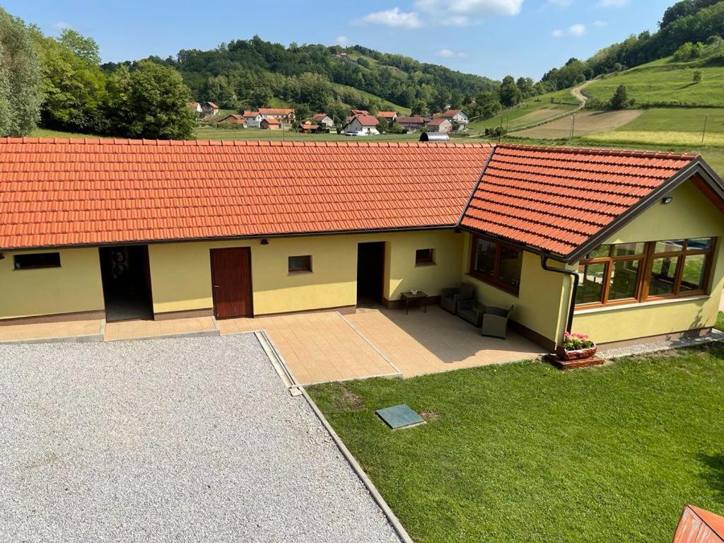 Ruralna Kuca 'Villa Zagorka' Za Odmor Sa Bazenom I Bocalistem Donja Pacetina ภายนอก รูปภาพ