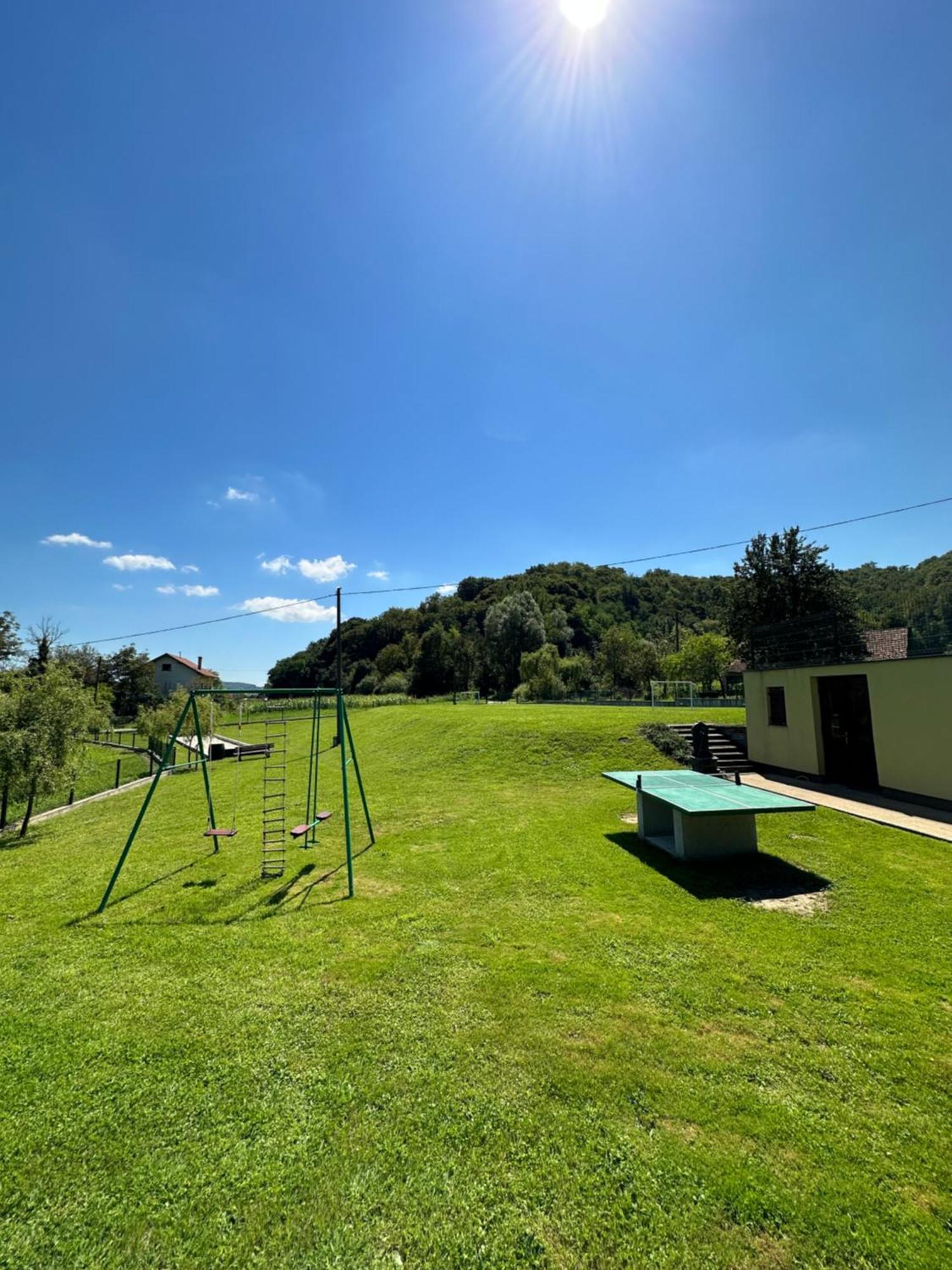Ruralna Kuca 'Villa Zagorka' Za Odmor Sa Bazenom I Bocalistem Donja Pacetina ภายนอก รูปภาพ