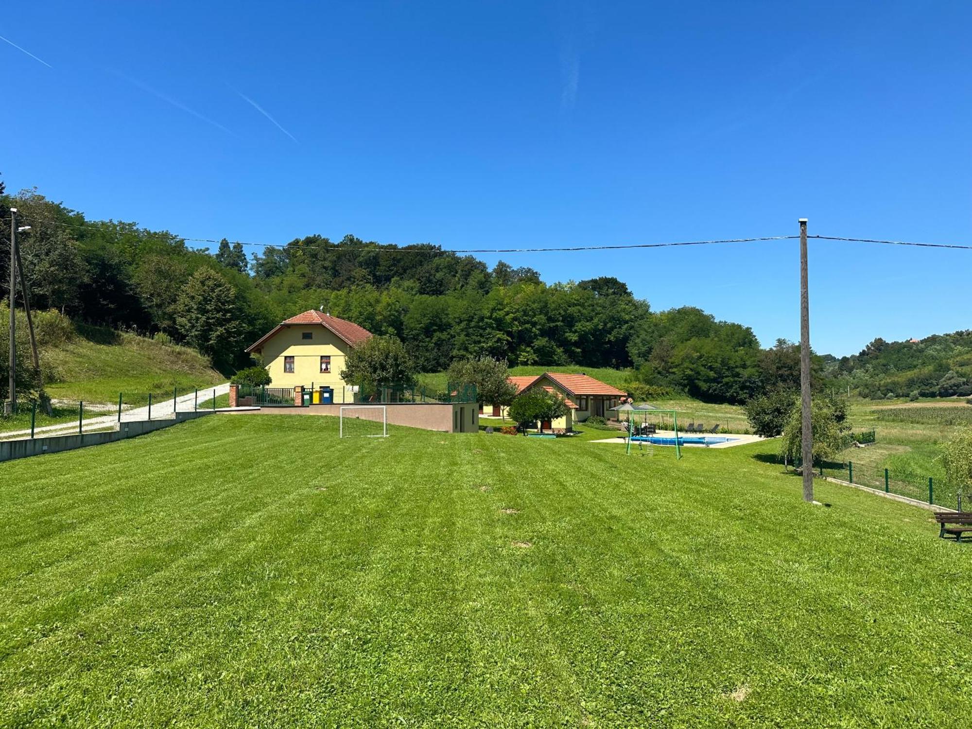 Ruralna Kuca 'Villa Zagorka' Za Odmor Sa Bazenom I Bocalistem Donja Pacetina ภายนอก รูปภาพ