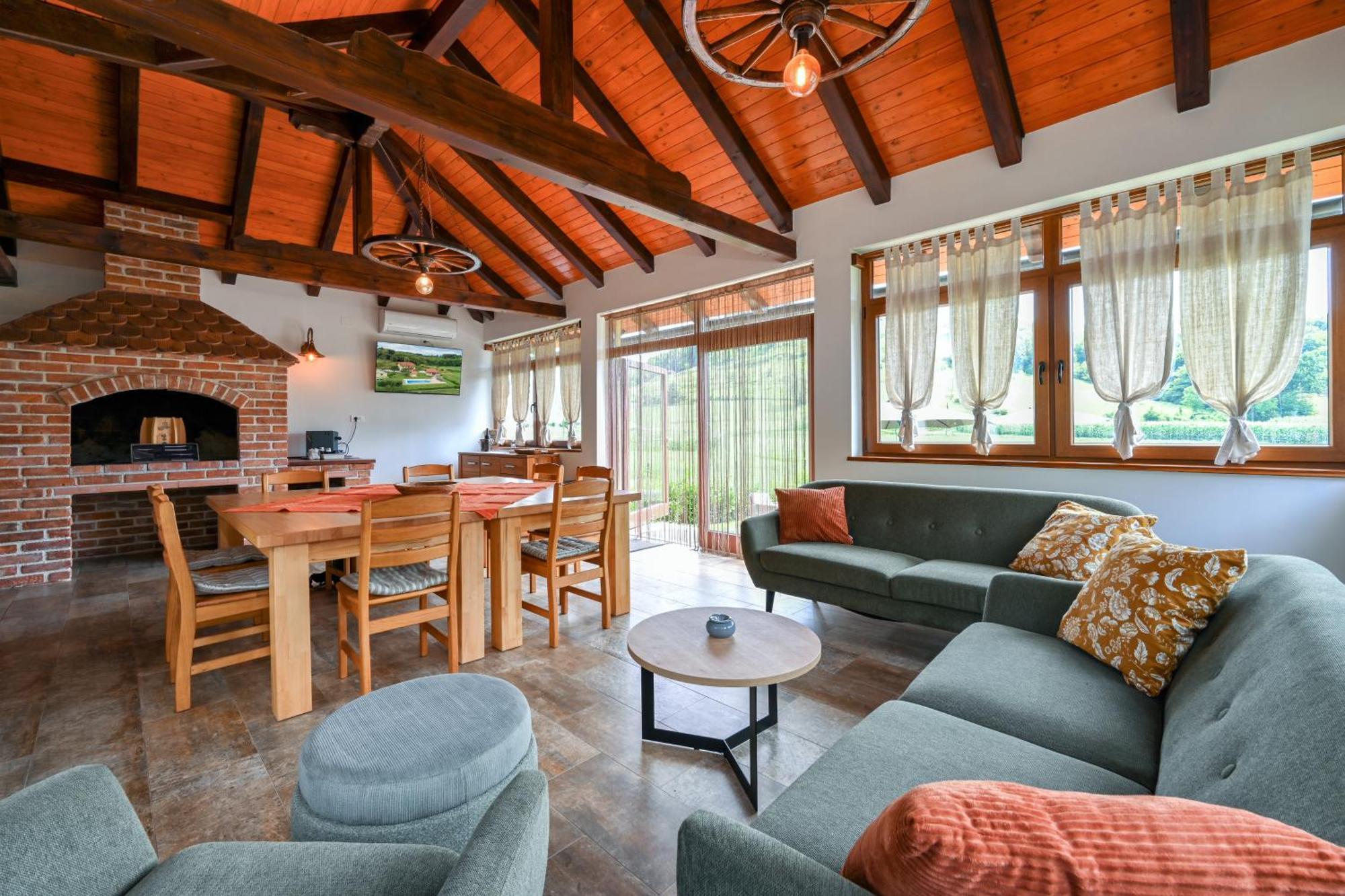 Ruralna Kuca 'Villa Zagorka' Za Odmor Sa Bazenom I Bocalistem Donja Pacetina ภายนอก รูปภาพ