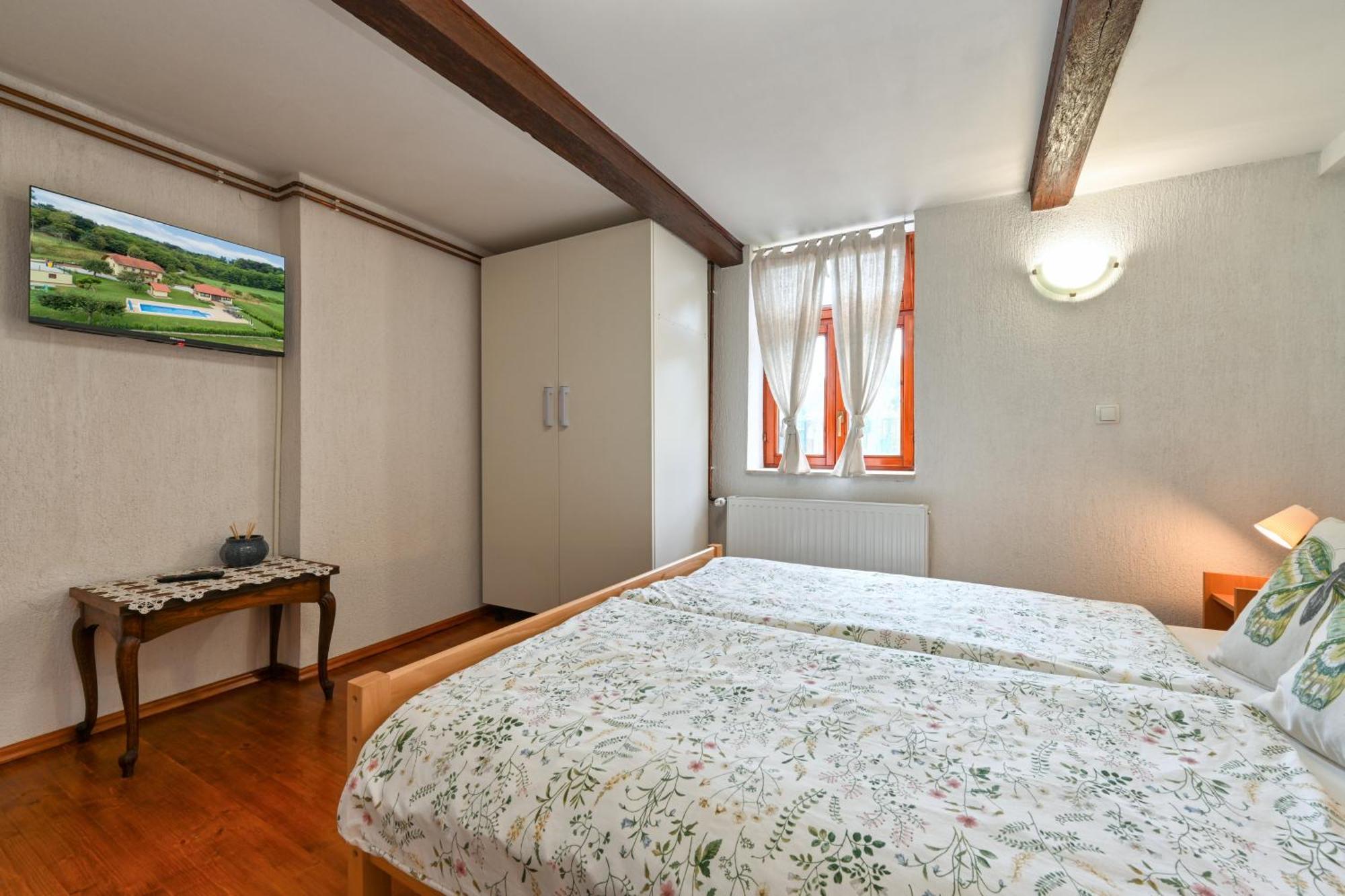 Ruralna Kuca 'Villa Zagorka' Za Odmor Sa Bazenom I Bocalistem Donja Pacetina ภายนอก รูปภาพ
